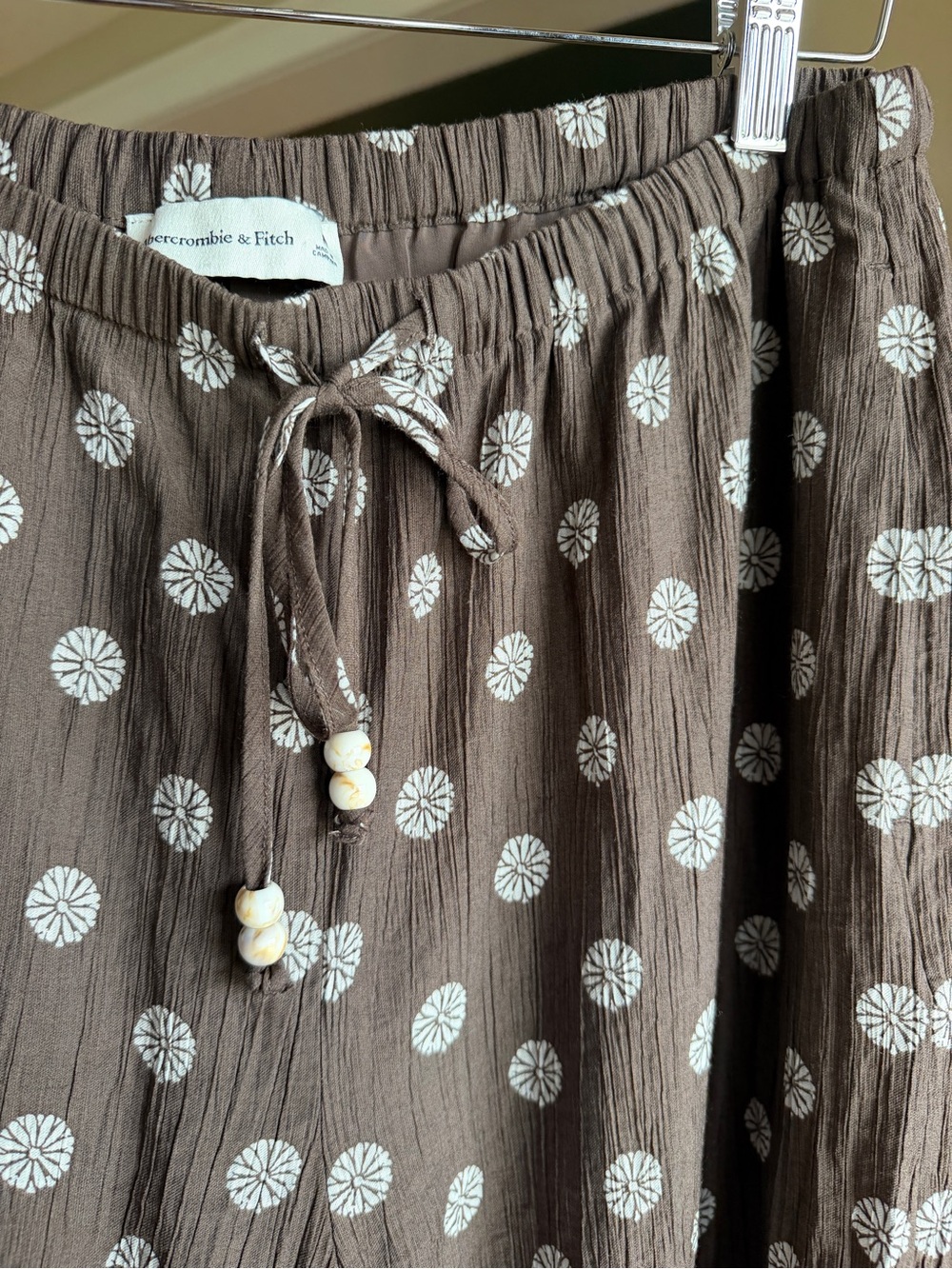 Abercrombie & Fitch Crinkle Textured Wide Leg Pull-On Pants Medium - Picture 6 of 9